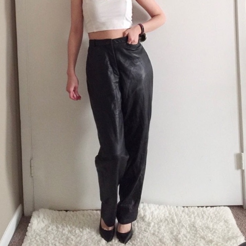 WilliSmith collection lamb skin black leather pants back pocket size 10 soft